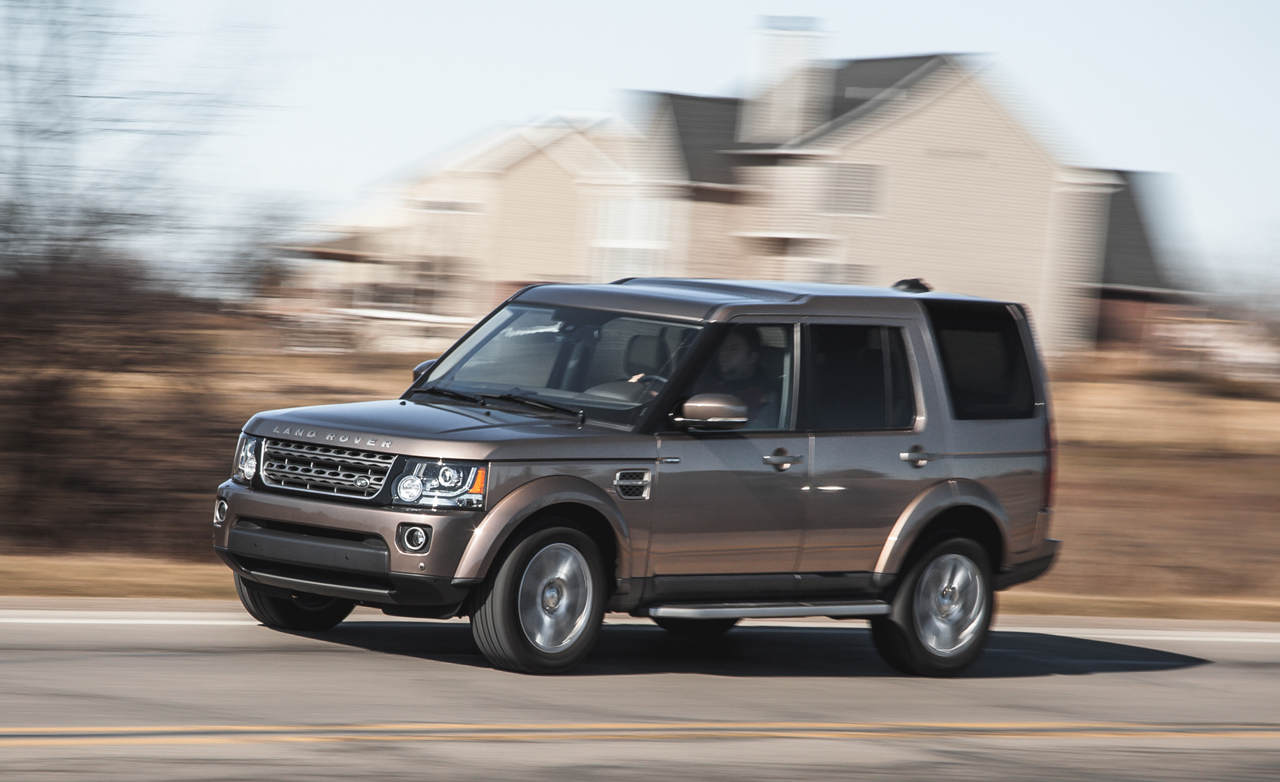 Comparison - Land Rover LR4 2016 - vs - Jeep Grand ...